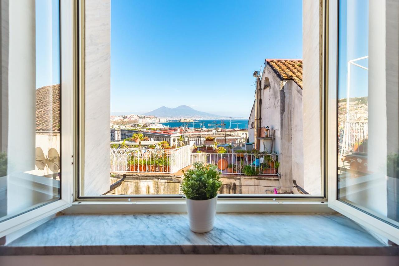 Seaview Apartment In Posillipo By Wonderful Italy Peschiera del Garda Dış mekan fotoğraf