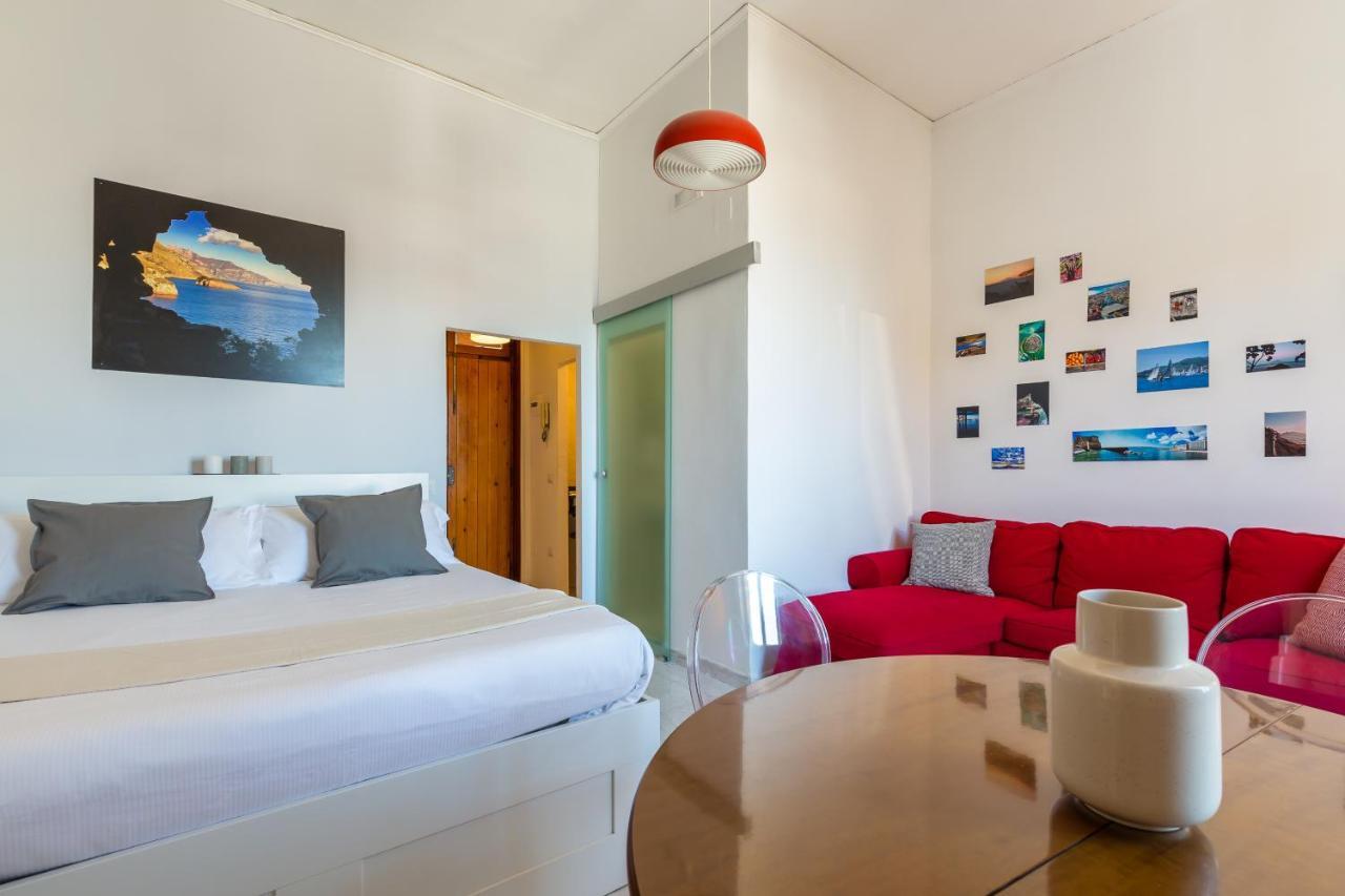 Seaview Apartment In Posillipo By Wonderful Italy Peschiera del Garda Dış mekan fotoğraf