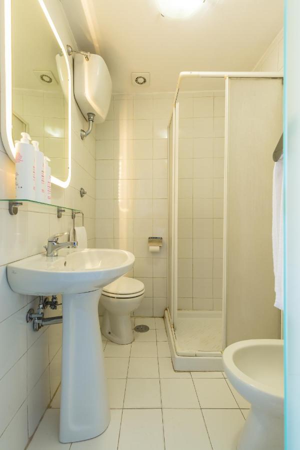 Seaview Apartment In Posillipo By Wonderful Italy Peschiera del Garda Dış mekan fotoğraf