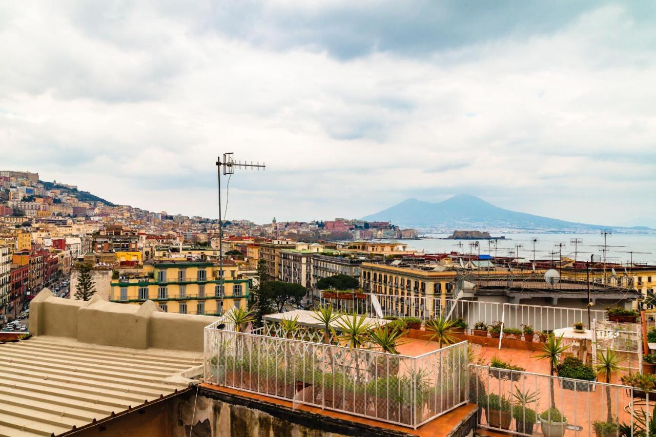Seaview Apartment In Posillipo By Wonderful Italy Peschiera del Garda Dış mekan fotoğraf